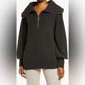 Varley vine half zip pullover size small in black